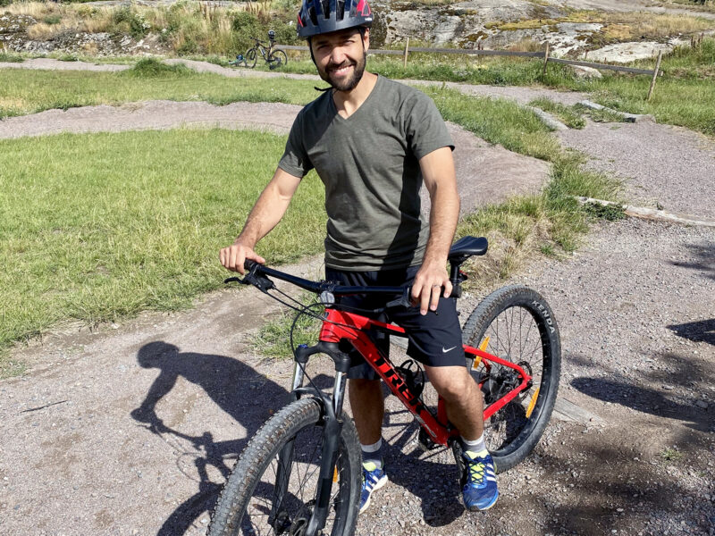 Ivan Glauser Sweden by Bike - En novis MTB-cyklists bekännelser - semestervecka på Bergs gård