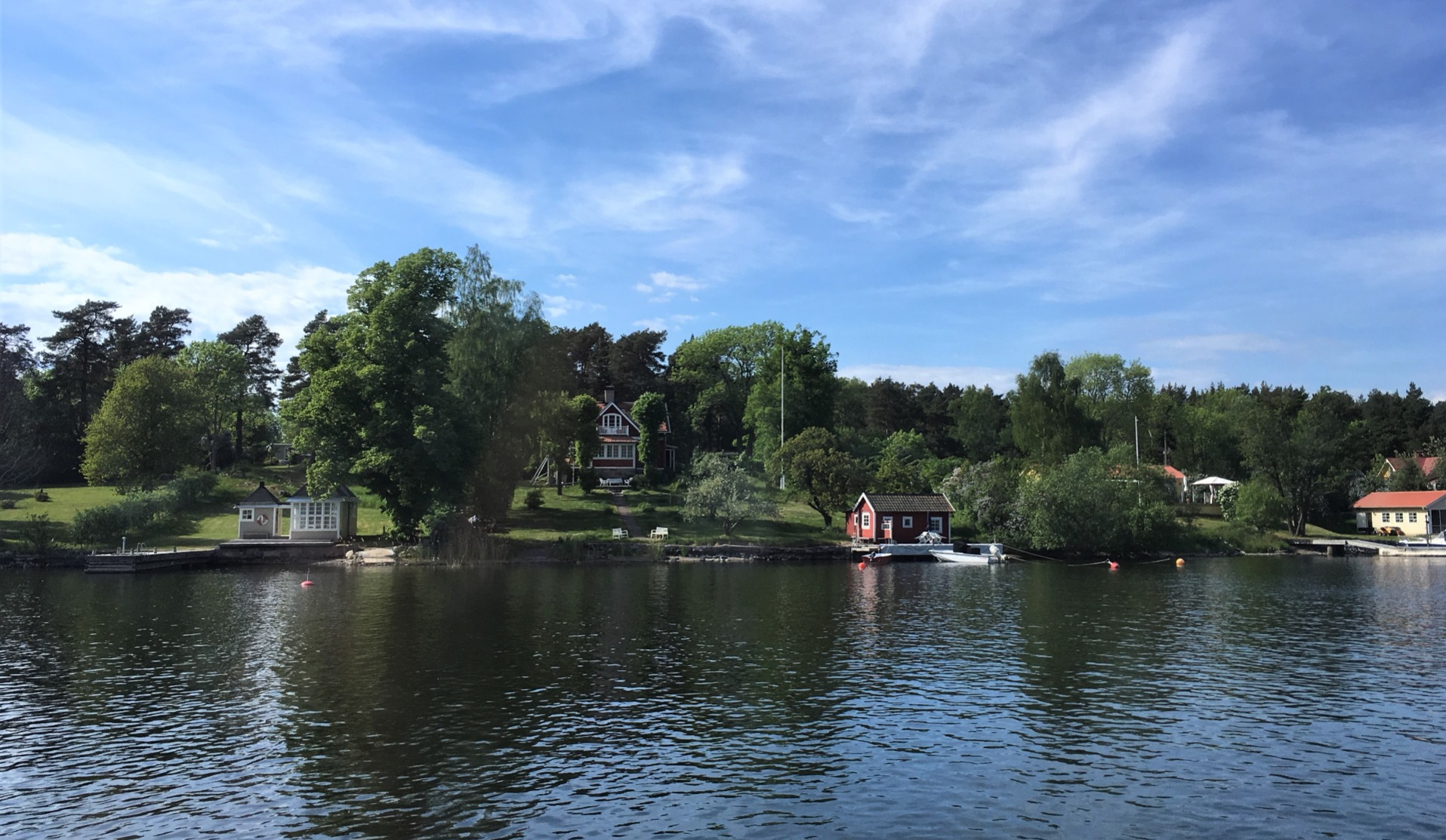 båt genom stockholms skärgård2
