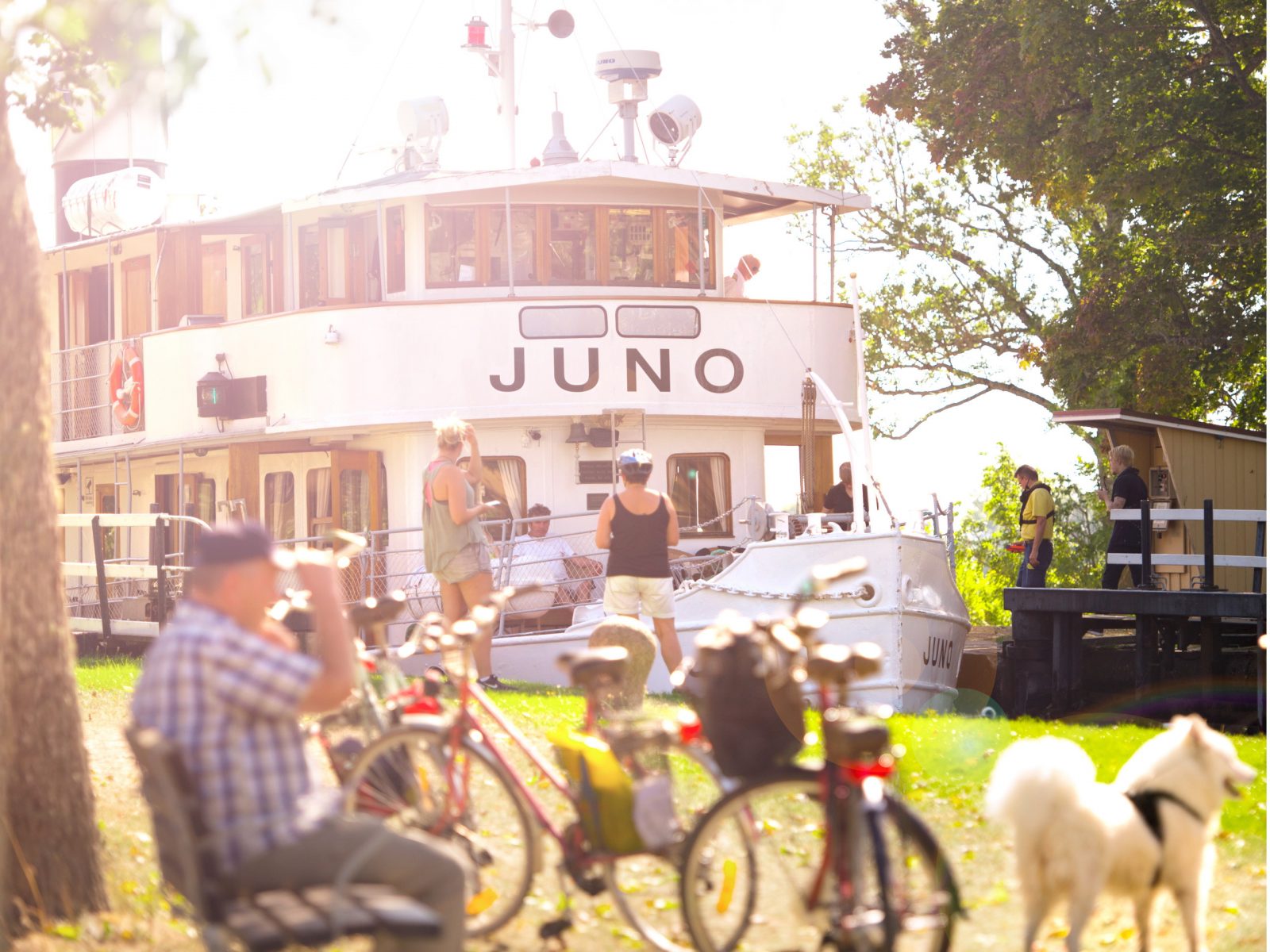 juno-göta-kanal-sweden-by-bike