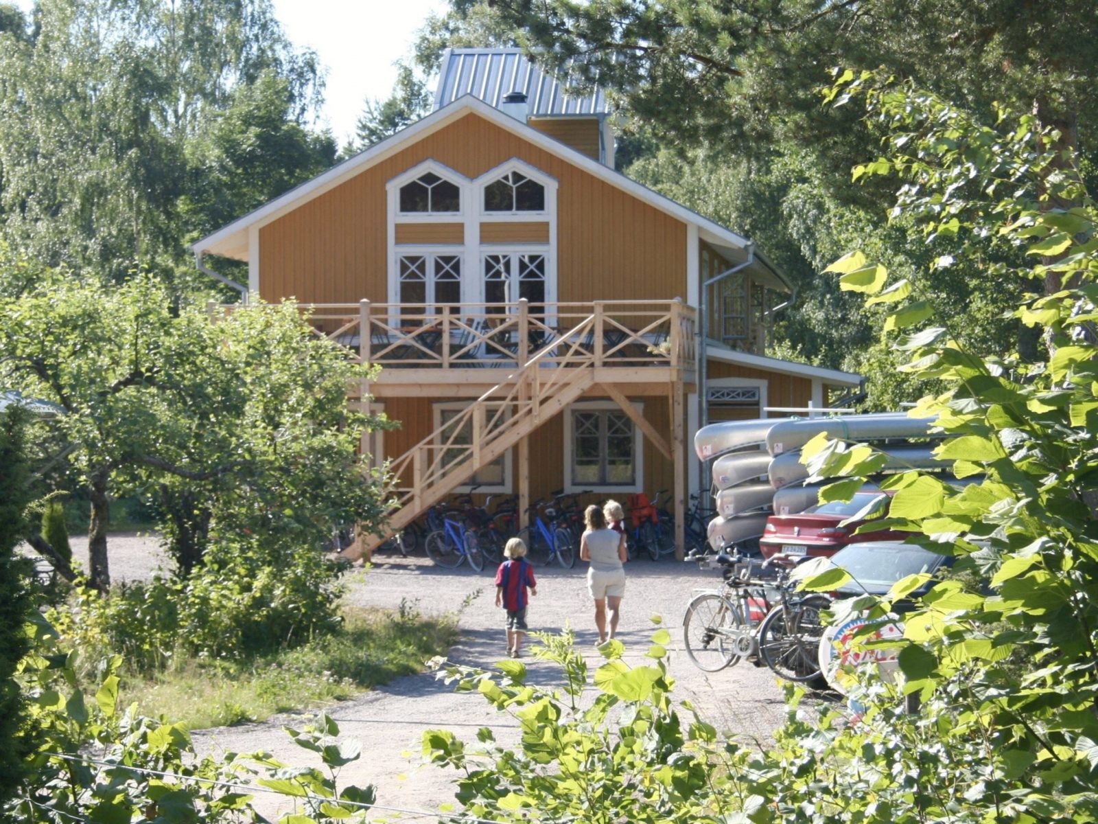 Tåtorp-hostel-along-göta-kanal-sweden-by-bike